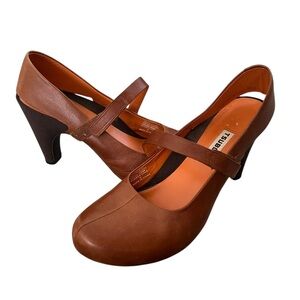 Tsubo UF4-02 Brown Leather friction Strap Mary Jane High Heels Size 10 Acrea